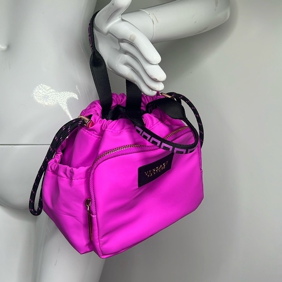 Versace Parfums Bright Pink Fuchsia Small Handbag Pull Tab Travel Pouch - New - Picture 1 of 14